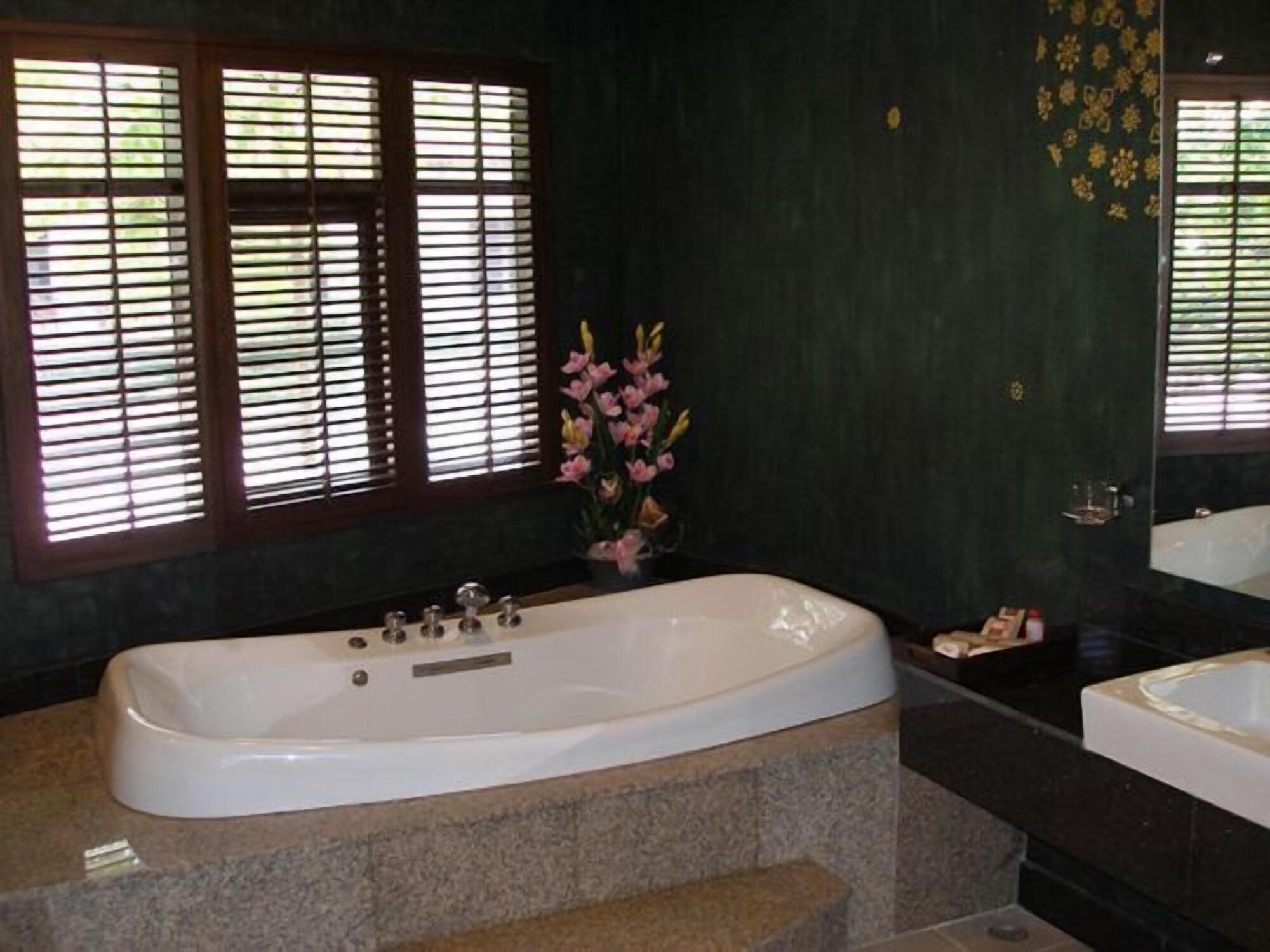 Siam Society Hotel And Resort Бангкок Экстерьер фото