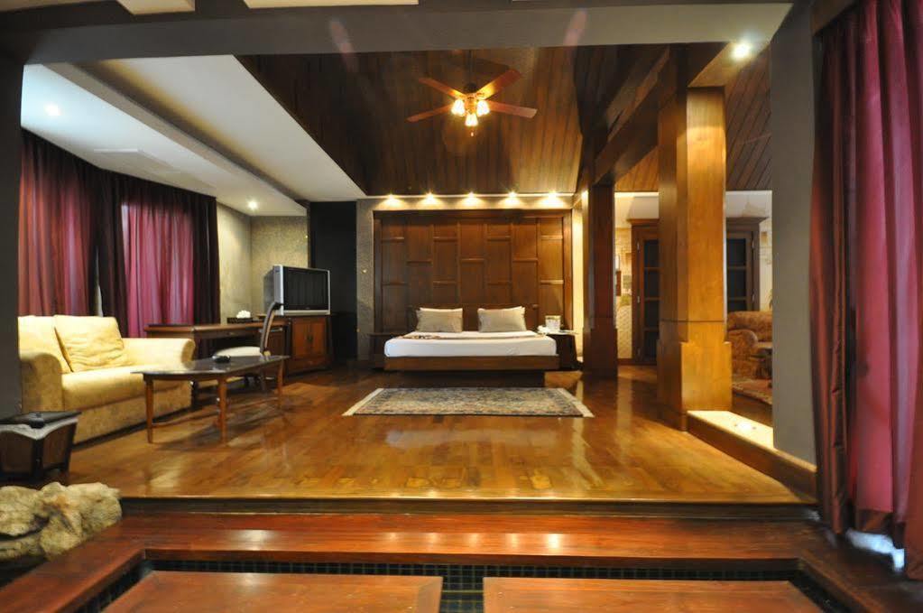 Siam Society Hotel And Resort Бангкок Экстерьер фото